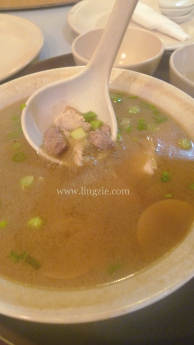 Hainanese Mushroom Soup